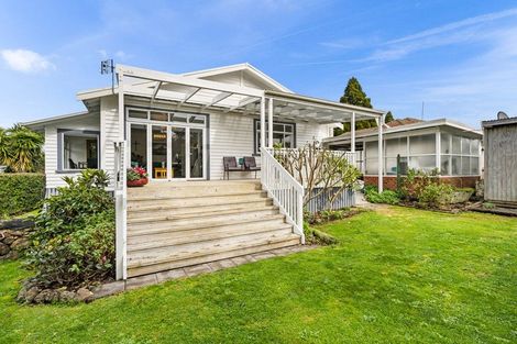 Photo of property in 23 Shortland Street, Regent, Whangarei, 0112