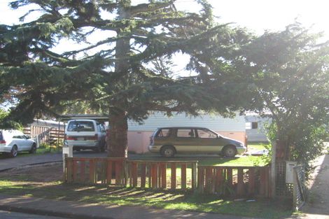 Photo of property in 13 Whitley Crescent, Otara, Auckland, 2023