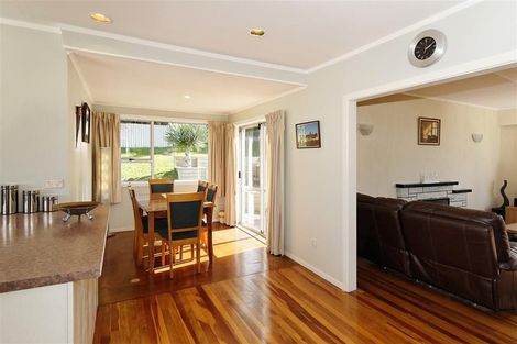 Photo of property in 18 Whittle Place, New Windsor, Auckland, 0600