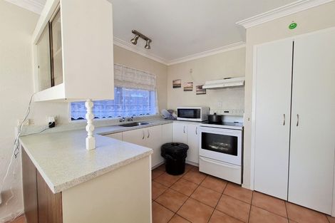 Photo of property in 2a Roys Road, Weymouth, Auckland, 2103
