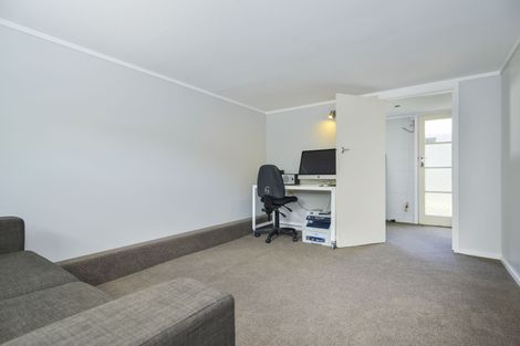 Photo of property in 22 Rimutaka Place, Titirangi, Auckland, 0604