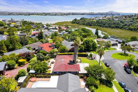 Photo of property in 6 Estelle Place, Farm Cove, Auckland, 2012