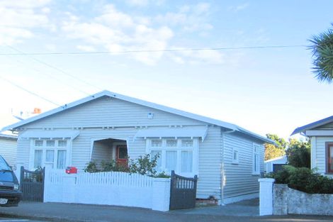 Photo of property in 16 Huia Street, Petone, Lower Hutt, 5012