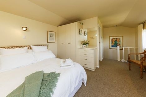 Photo of property in 302 Park Road, Hokowhitu, Palmerston North, 4410