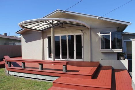 Photo of property in 16 Lee Street, Whitianga, 3510