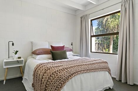 Photo of property in 17 Tawa Street, Hilltop, Taupo, 3330