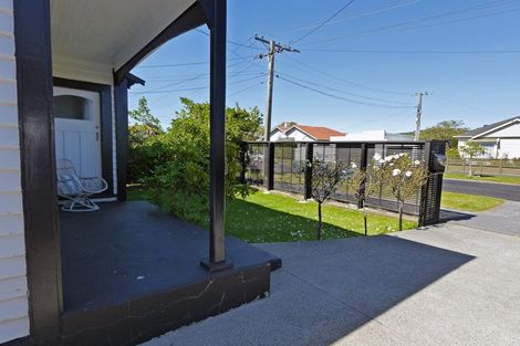 Photo of property in 17 Trafalgar Street, Saint Kilda, Dunedin, 9012