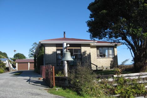 Photo of property in 7 Churchill Street, Karoro, Greymouth, 7805
