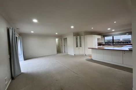 Photo of property in 4 Snave Place, East Tamaki, Auckland, 2013