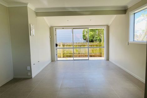 Photo of property in 5 Princess Street, Takanini, 2112