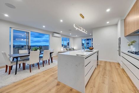 Photo of property in 10 Lumber Rise, Swanson, Auckland, 0614