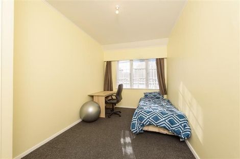 Photo of property in 1/56 Athlone Crescent, Avalon, Lower Hutt, 5011