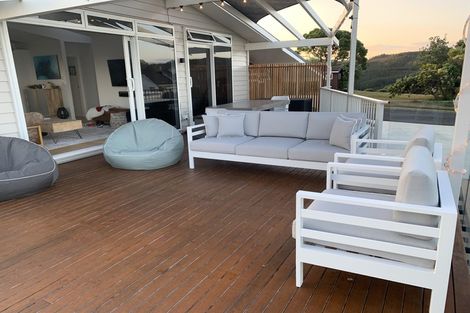 Photo of property in 415 Onemana Drive, Onemana, Whangamata, 3691