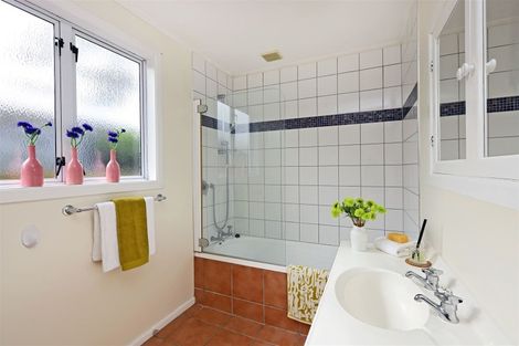 Photo of property in 302 Mclean Street, Saint Leonards, Hastings, 4120