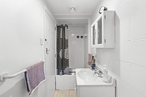 Photo of property in 9 Hampden Street, Awapuni, Palmerston North, 4412