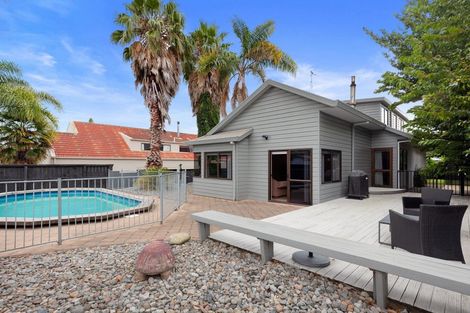 Photo of property in 3 Waikare Place, Welcome Bay, Tauranga, 3112