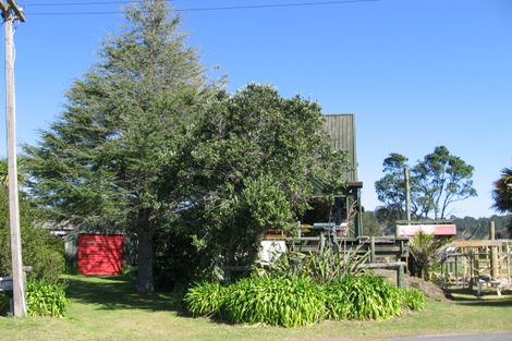 Photo of property in 5 Endeavour Place, Cooks Beach, Whitianga, 3591