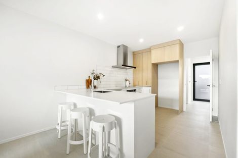 Photo of property in 170 Park Estate Road, Rosehill, Papakura, 2113