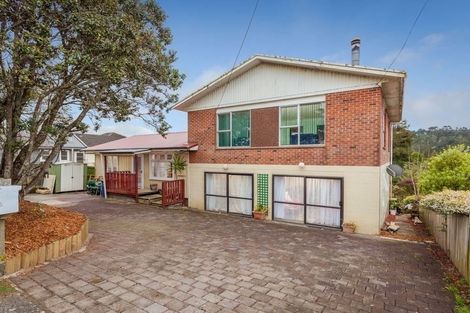 Photo of property in 639 Swanson Road, Swanson, Auckland, 0612