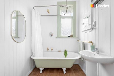 Photo of property in 1 Mure Street, Mosgiel, 9024