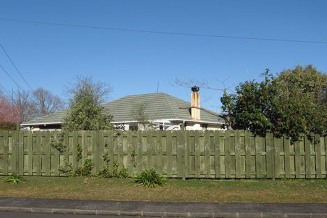 Photo of property in 37 Edmund Hillary Avenue, Papakura, 2110