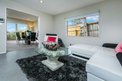 Photo of property in 30c Schnapper Rock Road, Schnapper Rock, Auckland, 0632