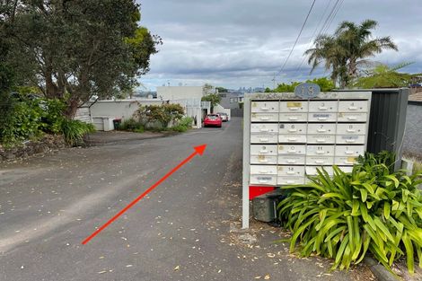 Photo of property in 15/18 Parr Terrace, Castor Bay, Auckland, 0620