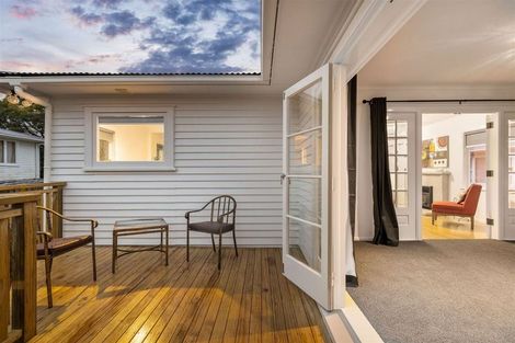 Photo of property in 218 Sturges Road, Henderson, Auckland, 0612