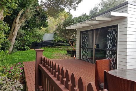Photo of property in 1/44 Deuxberry Avenue, Northcote, Auckland, 0627