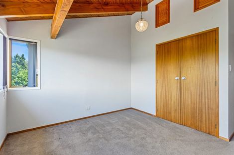 Photo of property in 12 Ribot Place, Randwick Park, Auckland, 2105