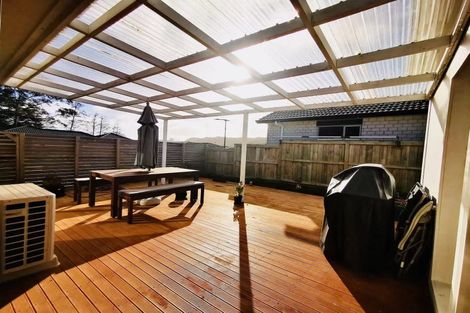 Photo of property in 14 Pohue Avenue, Huapai, Kumeu, 0810