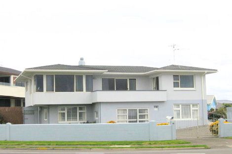 Photo of property in 196 Marine Parade, Mount Maunganui, 3116