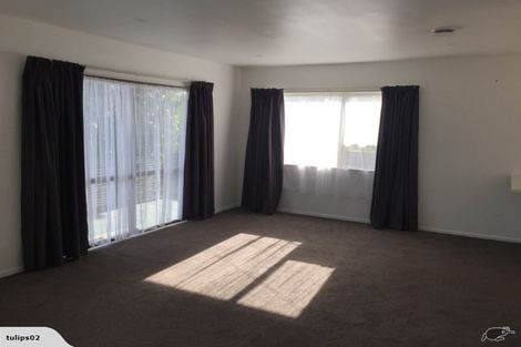 Photo of property in 1/9 Rewarewa Road, Te Atatu Peninsula, Auckland, 0610