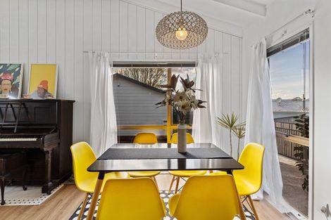 Photo of property in 1/72 Hyperion Drive, Randwick Park, Auckland, 2105