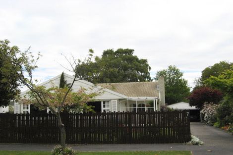 Photo of property in 7 Brackendale Place, Burnside, Christchurch, 8041