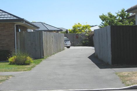 Photo of property in 2 Kirsten Place, Parklands, Christchurch, 8083