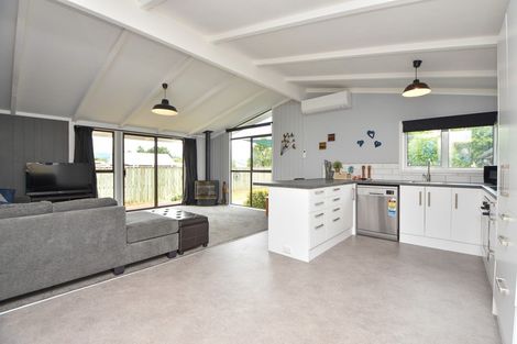 Photo of property in 28 Frederick Street, Carterton, 5713