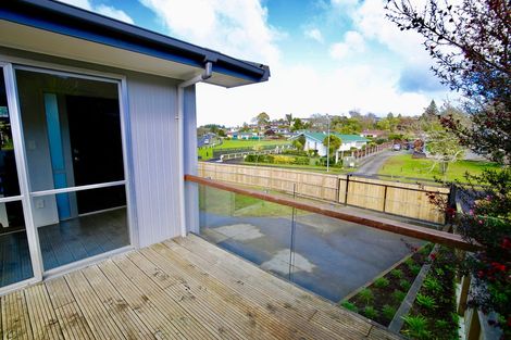 Photo of property in 4 Rothesay Place, Dinsdale, Hamilton, 3204