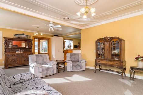 Photo of property in 5 East Avenue, Saint Kilda, Dunedin, 9012