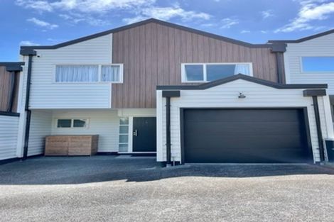 Photo of property in 7/14 Fields Parade, Oteha, Auckland, 0632