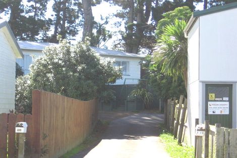 Photo of property in 1/20 Applewood Drive, Henderson, Auckland, 0612