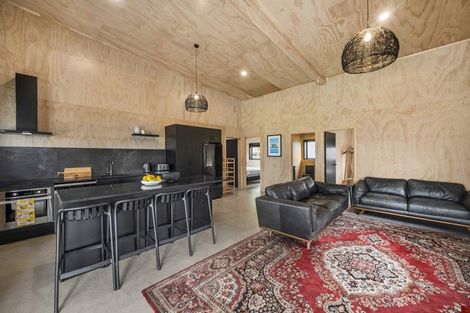 Photo of property in 24 Rangatira Drive, Mangakino, 3421