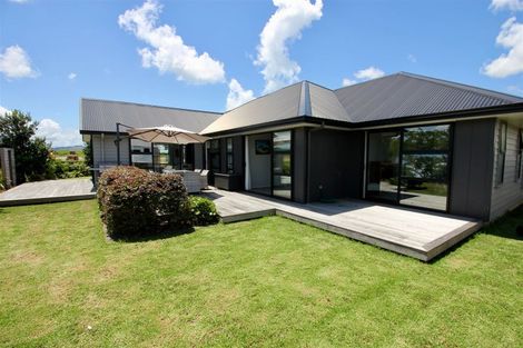 Photo of property in 1 Vanita Drive, Whitianga, 3510