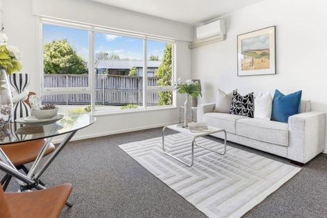 Photo of property in 2/8 Paul Place, Pakuranga, Auckland, 2010