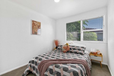 Photo of property in 10 Beeston Crescent, Manurewa, Auckland, 2102