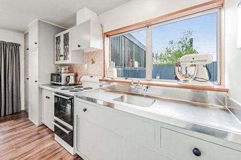 Photo of property in 10 Woodville Street, Leeston, 7632