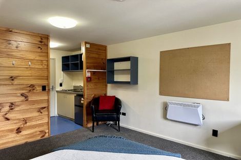 Photo of property in Basin Reserve Complex, 10/4 Sussex Street, Mount Cook, Wellington, 6021