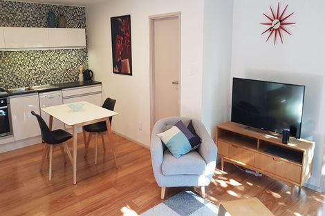 Photo of property in 30 Harland Street, Brooklyn, Wellington, 6021