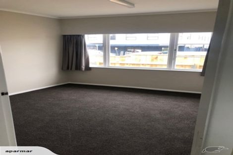 Photo of property in 217 Main Road, Tawa, Wellington, 5028