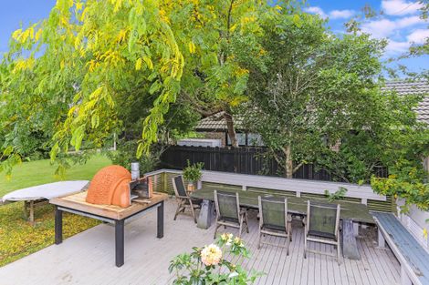 Photo of property in 8 Youngs Road, Papakura, 2110